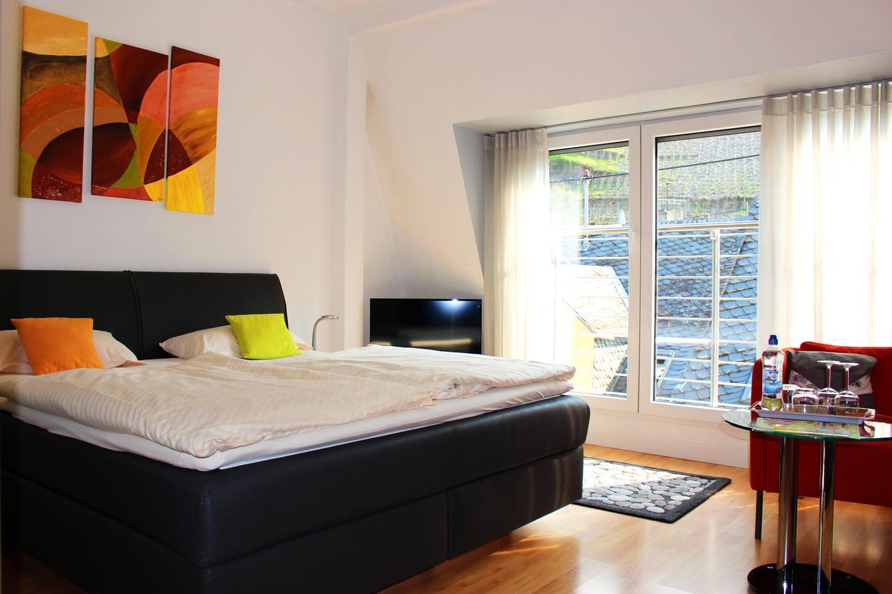Pension Adelheid Moselhype&Wine Zell an der Mosel Exterior photo